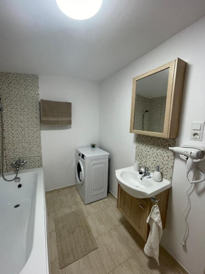 Jokai Apartments Nr7, Code Entry Sfântu-Gheorghe Εξωτερικό φωτογραφία